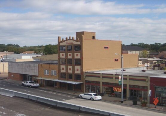 Buildings on Main Street in Livingston Texas | Foundation Repair Livingston TX